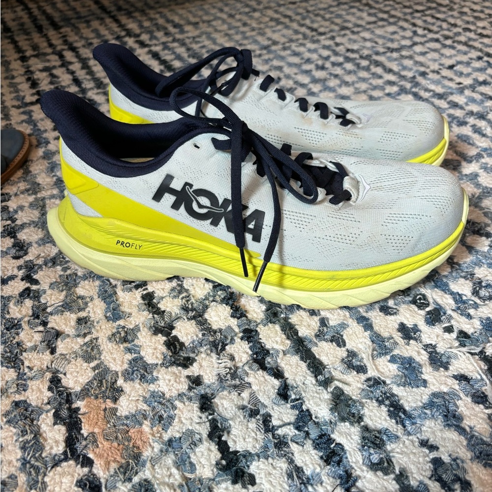 HOKA